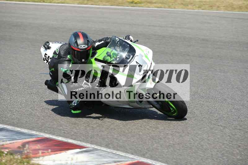 /Archiv-2023/28 05.06.2023 Moto Club Anneau du Rhin/vert-medium/4